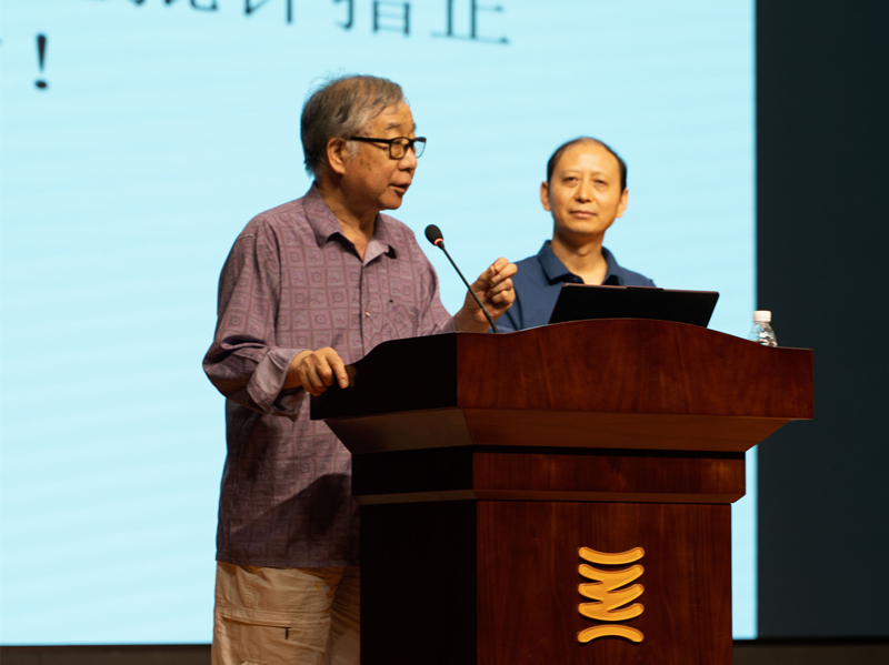 郑州大学书法学院黄修珠副教授到我们讲学