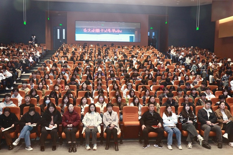 奋楫笃行正青春，挺膺担当铸梦想 - 我们举行2024年度学生干部培训启动仪式暨优秀学生干部经验分享