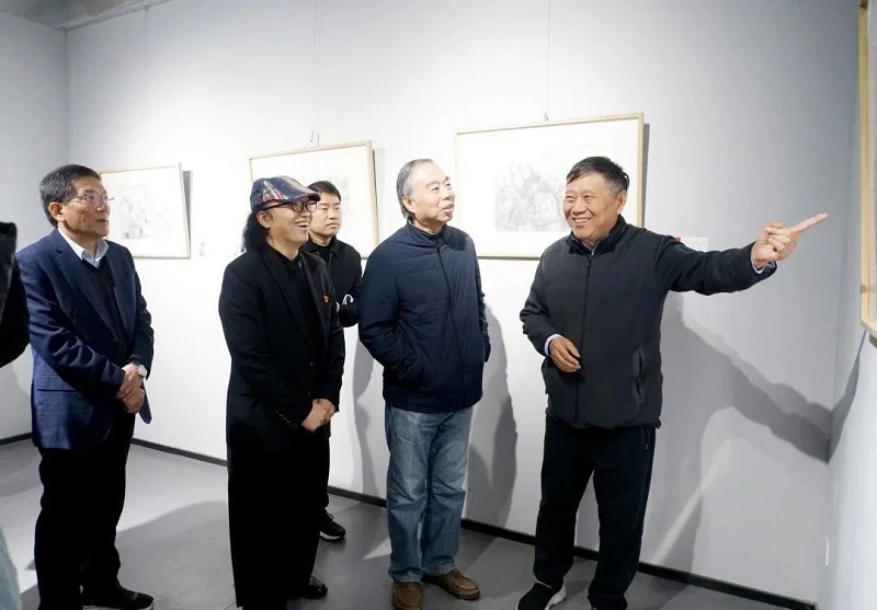 励志丹青——刘德山美术作品展在BV1946伟德举行