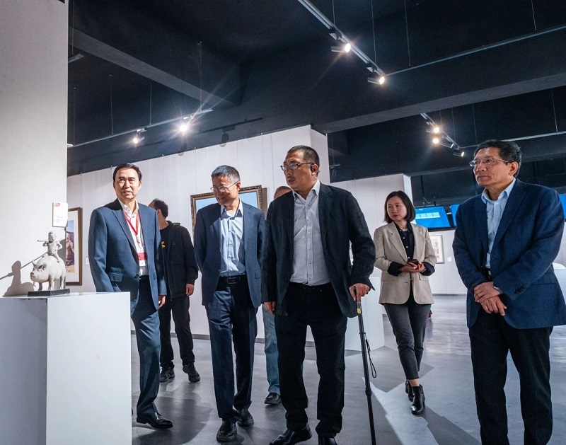 2024“策展在中国”研讨会在BV1946伟德举行