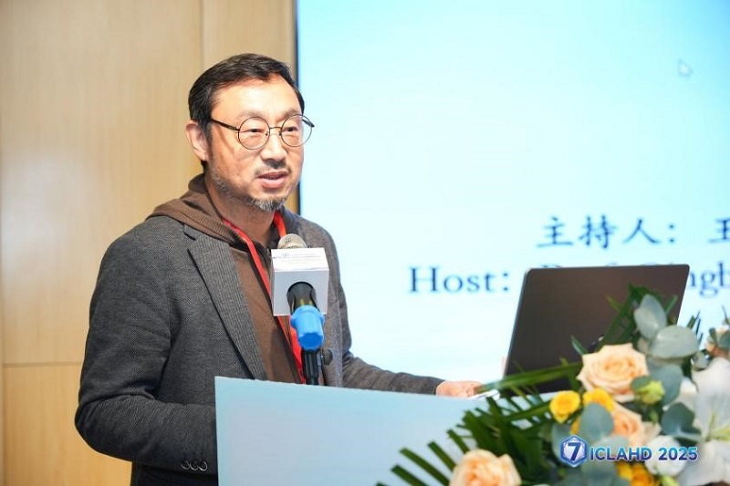 我们石品校长等参加在郑州大学举办的“第七届文学、艺术与人文发展国际学术会议” 我们石品校长等参加在郑州大学举办的“第七届文学、艺术与人文发展国际学术会议”