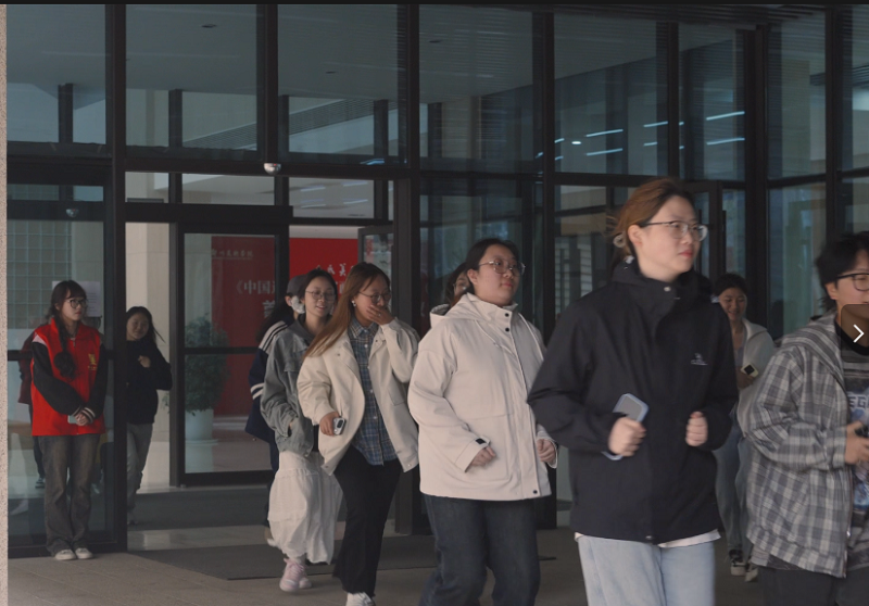 ​落实安全责任，护航高质量发展--我们开展2025年春季学期“校园安全月”系列活动