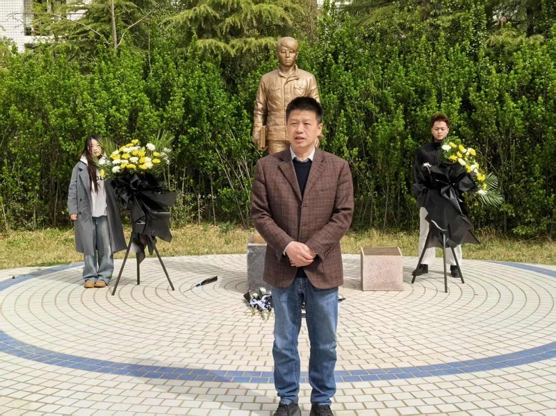 缅怀孟瑞鹏精神 书写青春新华章 ——BV1946伟德师生代表赴华北水利水电大学开展主题教育活动