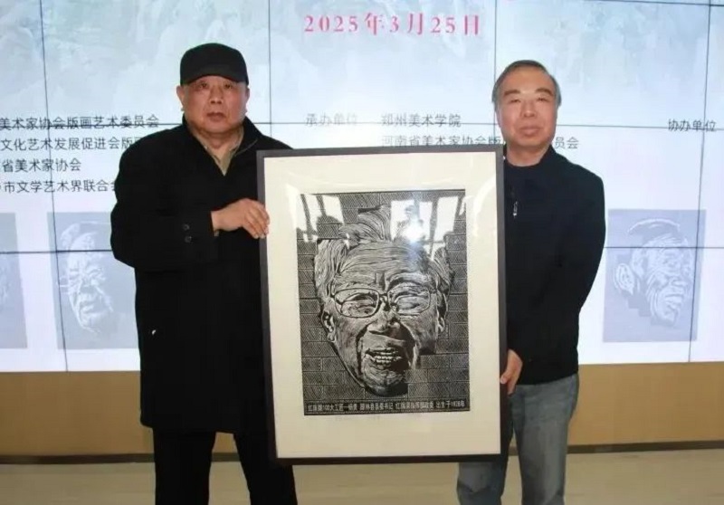 纪念红旗渠通水60周年|大渠青梦——张伟元红旗渠百大工匠版画艺术展暨作品捐赠仪式在我们举行