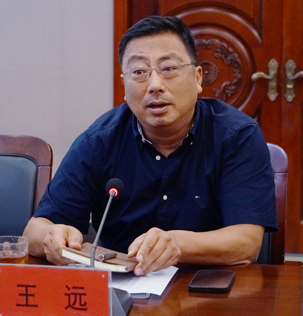 ​我们召开2023版人才培养方案专家论证会