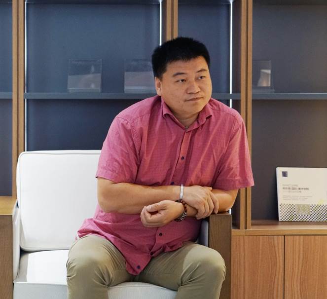 我们举行俄罗斯国立工艺美术大学国际交流合作签约暨客座教授聘任仪式