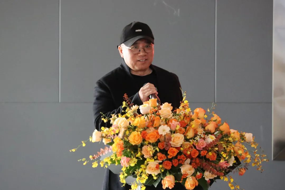 我们名誉教授王颖生绘画作品展在郑州美术馆隆重开幕