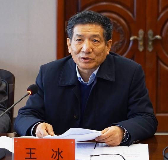河南省关工委主任赵素萍一行到我们考察指导工作