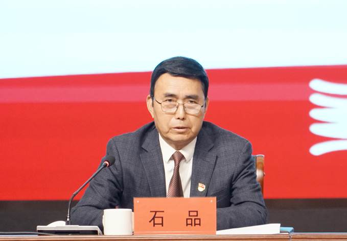 我们召开2023-2024学年第一学期期末全体教职工大会