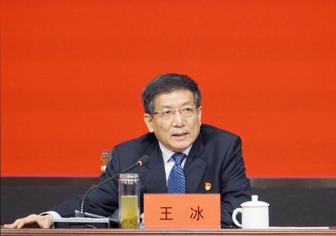 我们召开2023-2024学年第一学期期末全体教职工大会
