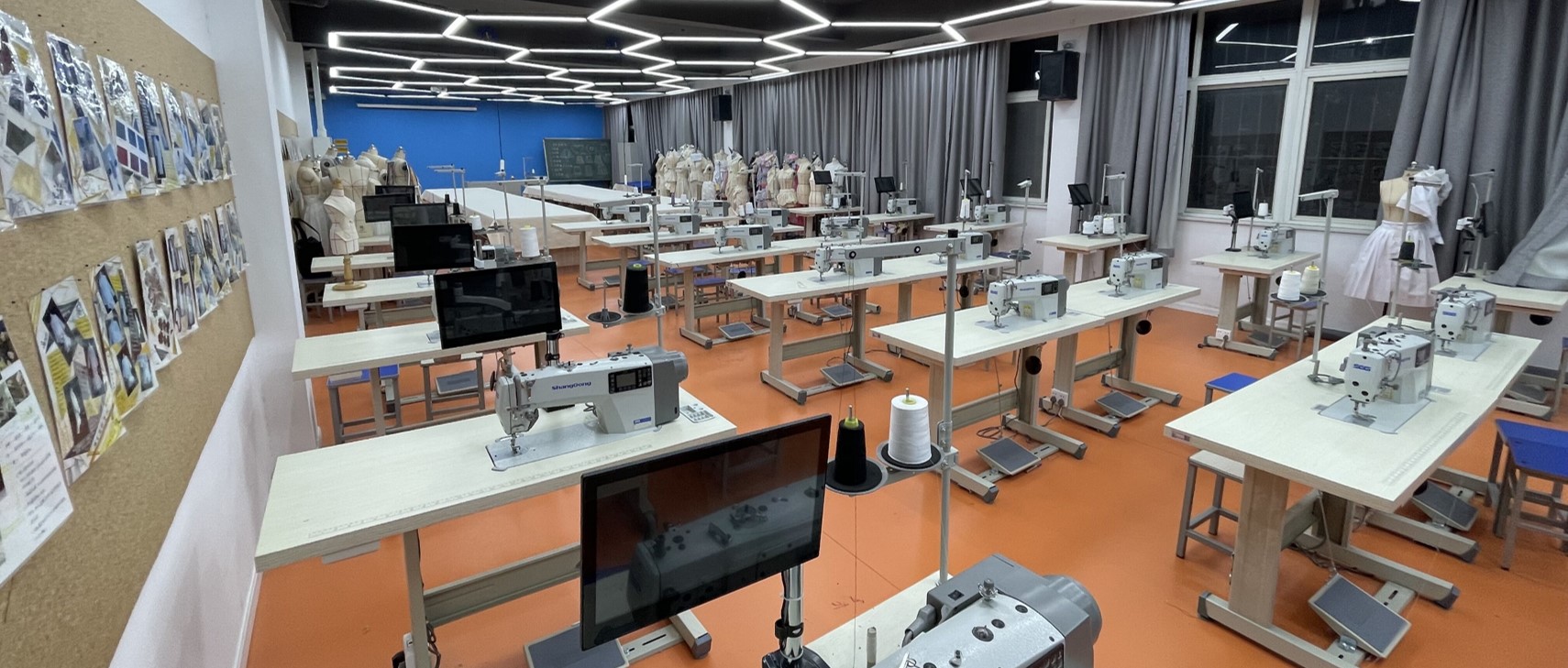 我们与河南省美术馆共建省级大学生校外实践教育基地揭牌