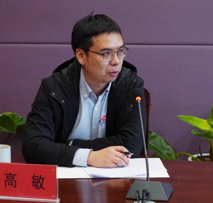 河南省美术馆馆长于会见一行莅临我们调研指导工作