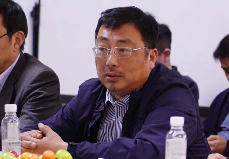 我们与河南田野文化艺术有限公司共建省级大学生校外实践教育基地揭牌