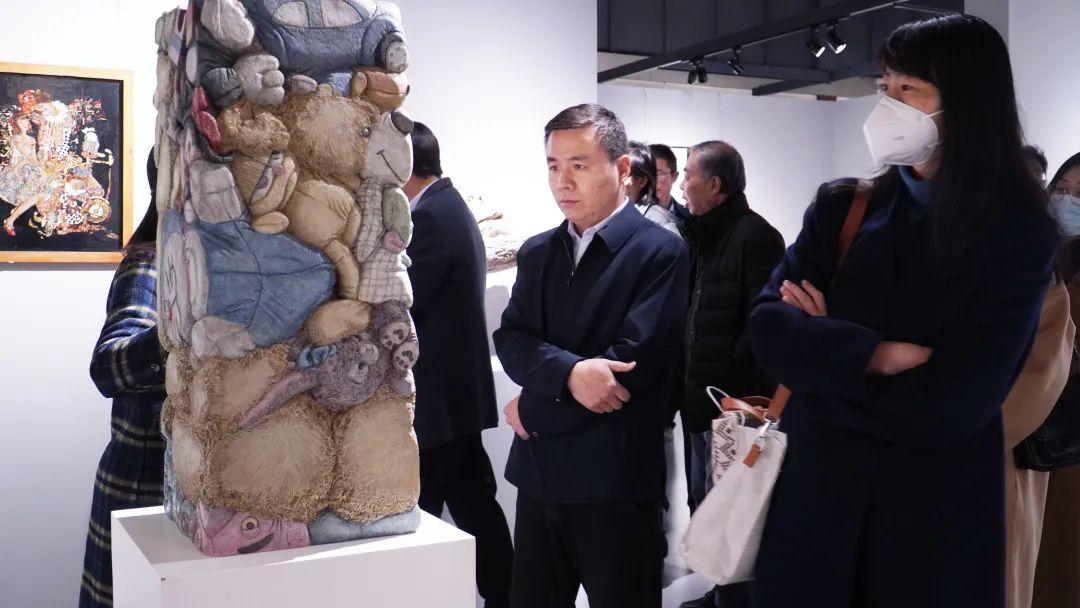 河南博物院副院长、工会主席史自强一行莅临我们调研指导工作