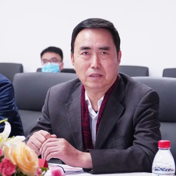 我们与郑州印之星印务有限公司共建省级大学生校外实践教育基地揭牌