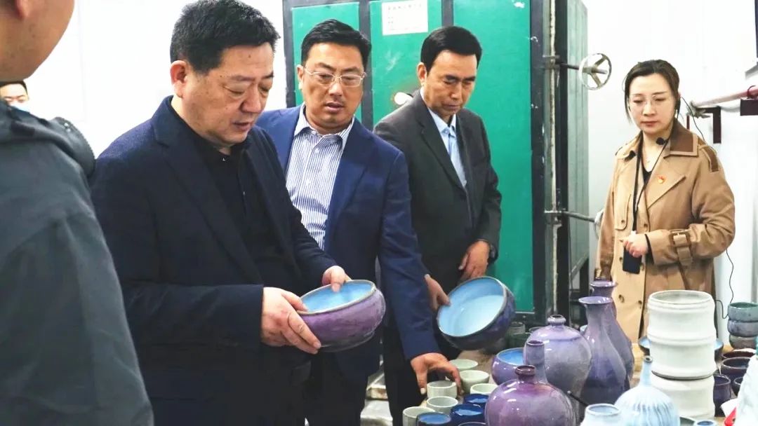 河南省教育厅高教处处长张水潮一行莅临我们调研指导工作