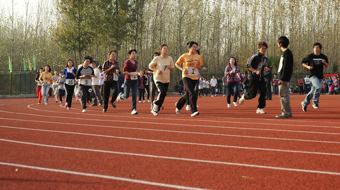 我们首届运动会圆满落幕 我们首届运动会圆满落幕