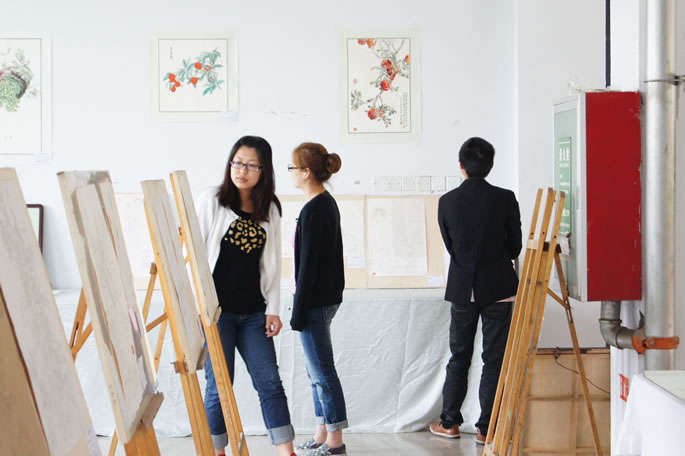我们2010级学生举办中国画作品展 我们2010级学生举办中国画作品展