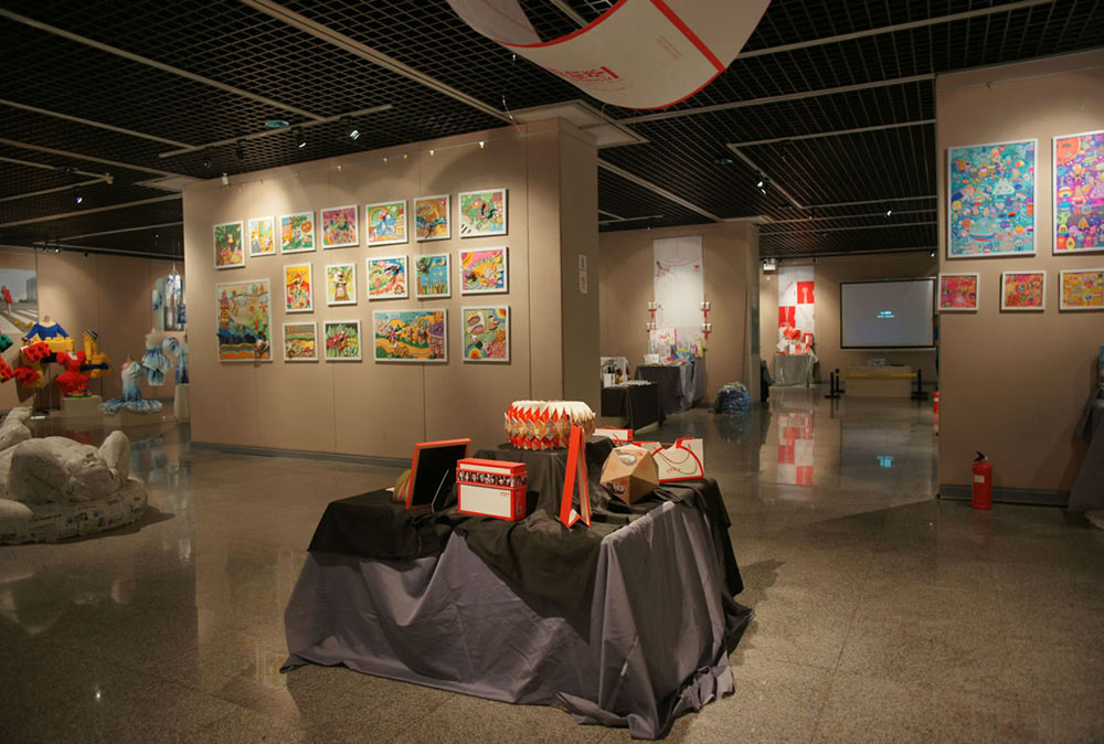 我们2011届毕业设计作品展在河南博物院隆重开幕