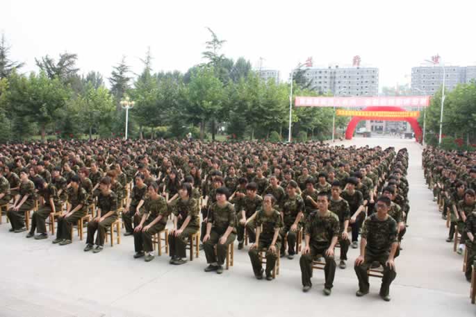 我们举行2010级新生心理调试主题讲座 我们举行2010级新生心理调试主题讲座