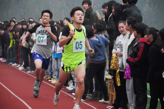 我们第二届田径运动会圆满落幕 我们第二届田径运动会圆满落幕