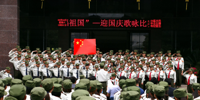 姿容矫健练兵场 如我戎装锐志昂 —2016级新生军训圆满结束 姿容矫健练兵场 如我戎装锐志昂 —2016级新生军训圆满结束