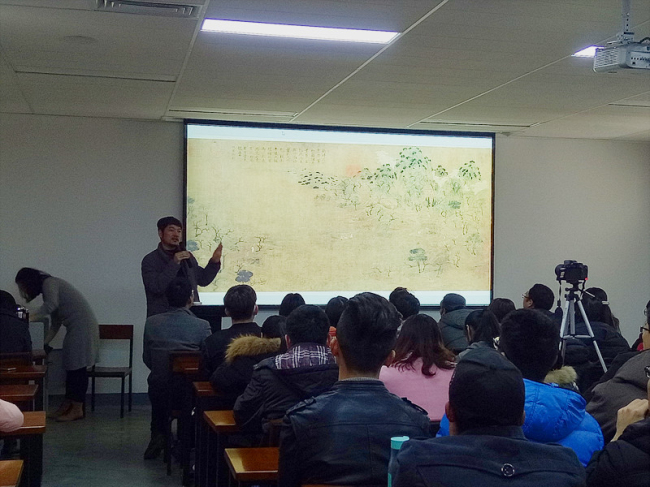 郑州大学邬建教授应邀到我们讲学 郑州大学邬建教授应邀到我们讲学