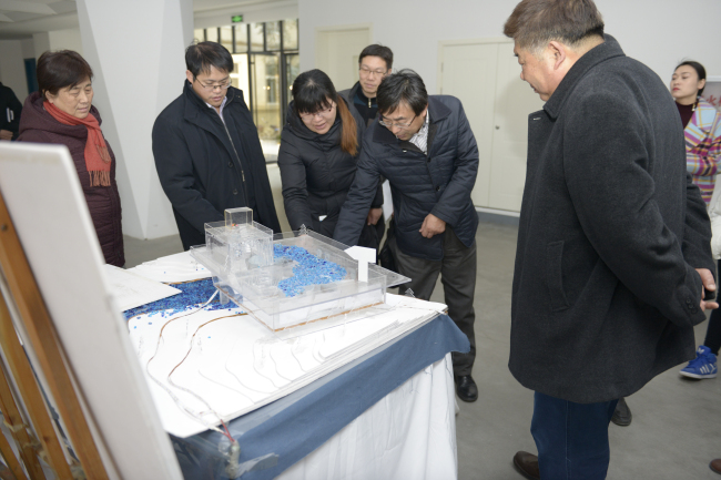 轻院检查组莅临我们开展期初检查工作
