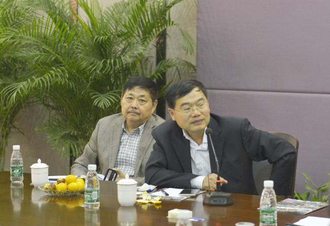 罗马尼亚考察团一行对我们进行友好访问 罗马尼亚考察团一行对我们进行友好访问