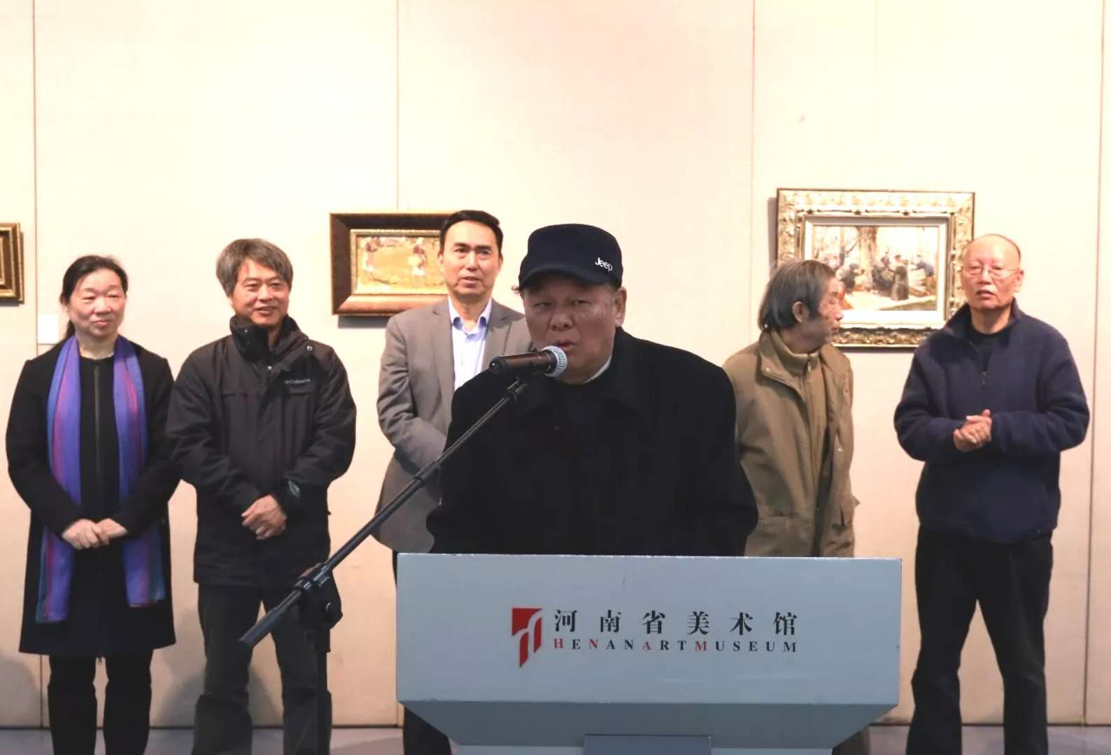 我们师生参观“方寸之间——俄罗斯小幅油画作品展”