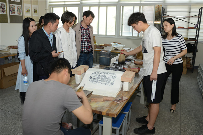 开放办学，携手育人 ——2018美术教育中原行活动圆满收官