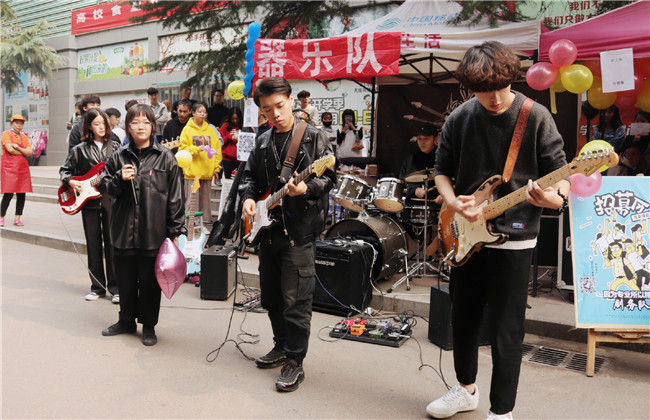 以谊纳新 从艺会友 ———我们大学生艺术团招新活动圆满完成 以谊纳新 从艺会友 ———我们大学生艺术团招新活动圆满完成