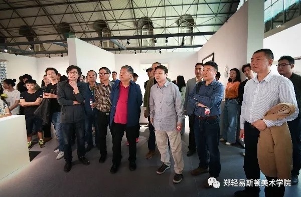 河南省美协专家团莅临我们指导备战第十三届全国美展工作