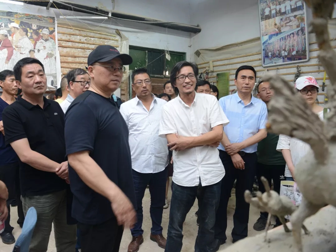 中央美术学院王颖生教授到我们讲学并受聘教授