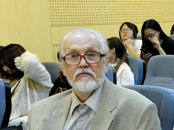 我们石品院长携外事办工作人员出席第四届艺术、设计与当代教育国际会议(ICADCE2018) 我们石品院长携外事办工作人员出席第四届艺术、设计与当代教育国际会议(ICADCE2018)