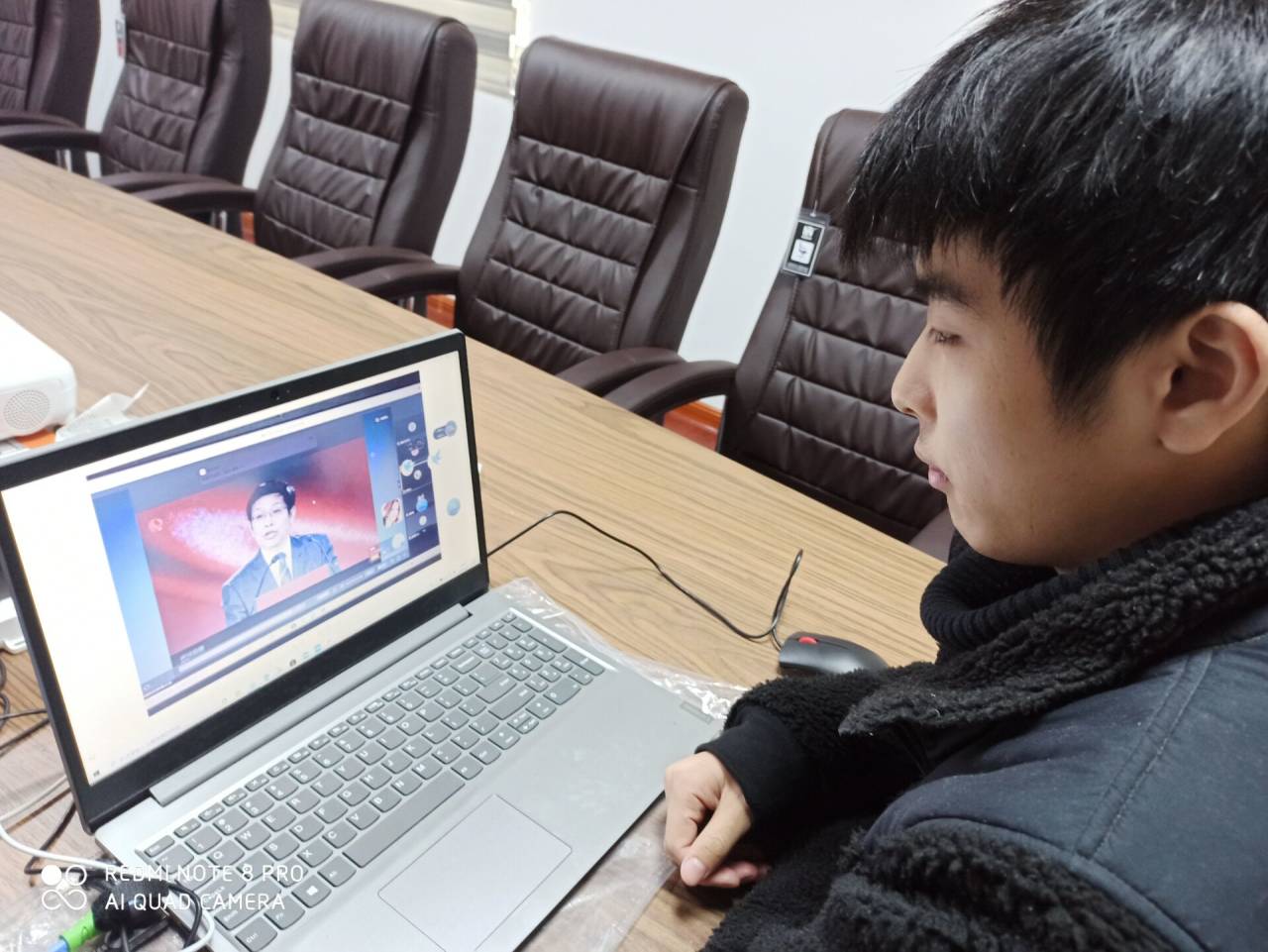 我们组织学生深入学习疫情防控思政大课内容 我们组织学生深入学习疫情防控思政大课内容