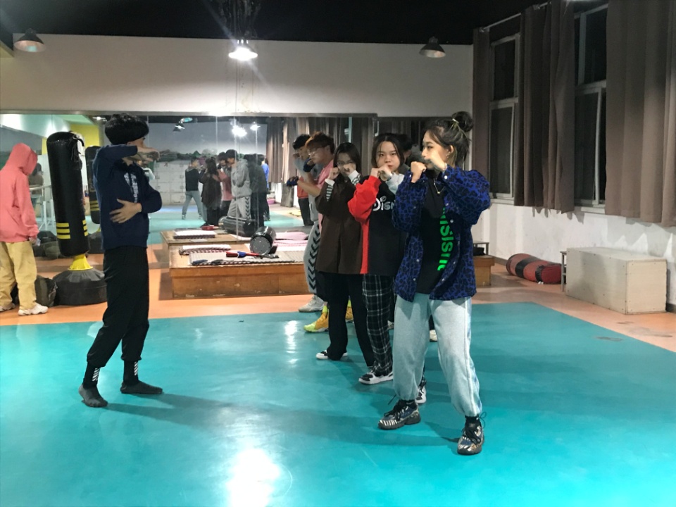 莘莘学子风采 菁菁魅力校园—“一见倾新”校园文化活动月综合报道 莘莘学子风采 菁菁魅力校园—“一见倾新”校园文化活动月综合报道