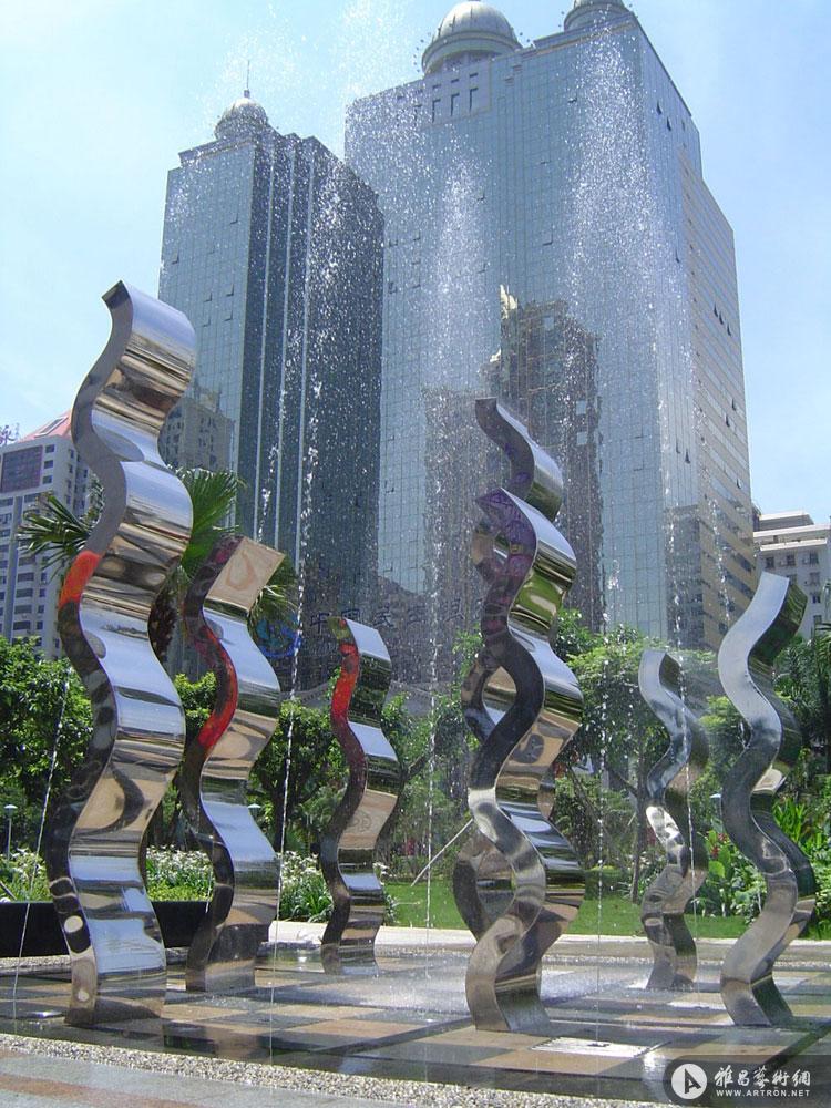 中央美术学院秦璞教授到我们讲学 中央美术学院秦璞教授到我们讲学