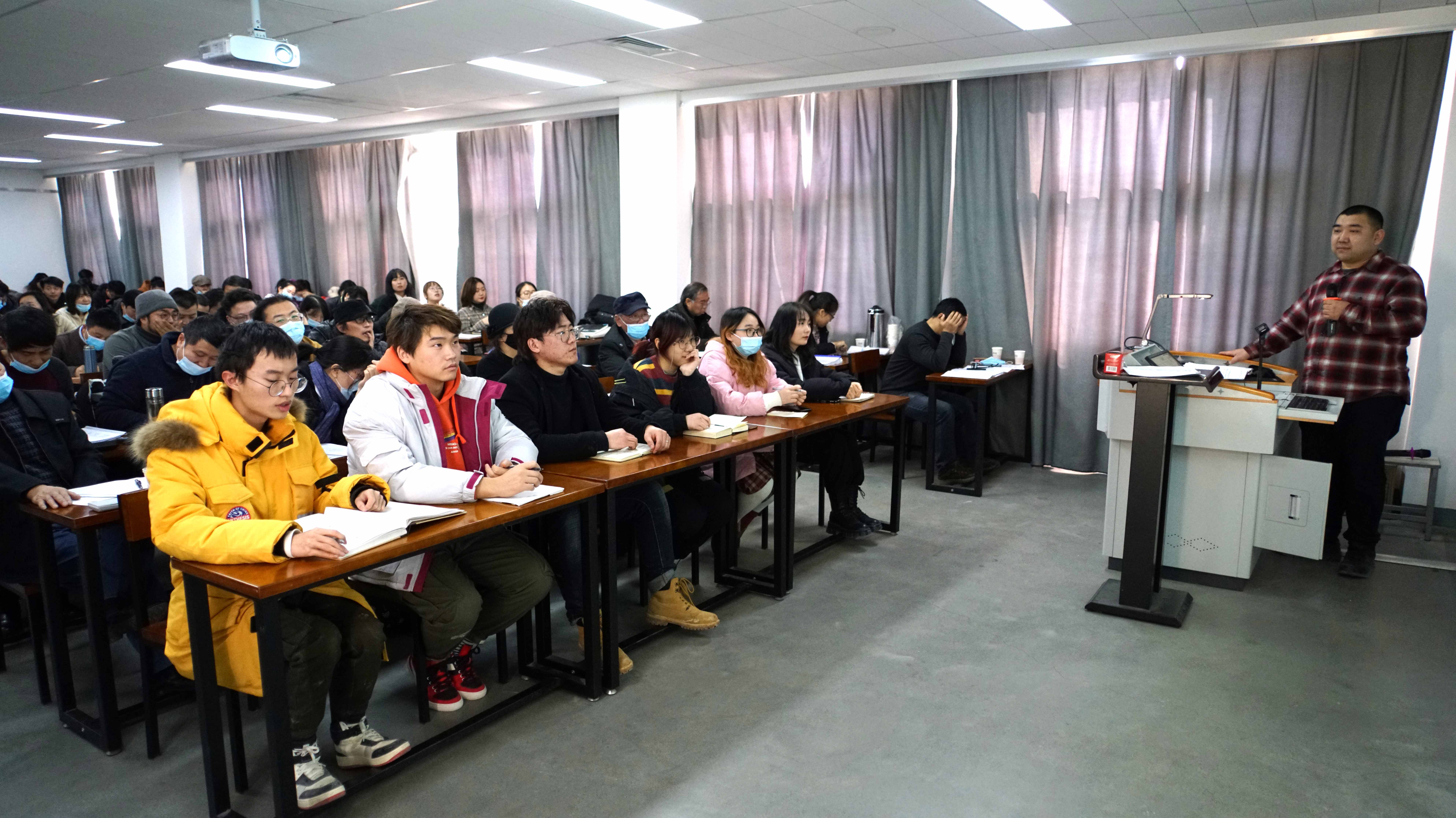我们召开第十六届教学公开课比赛