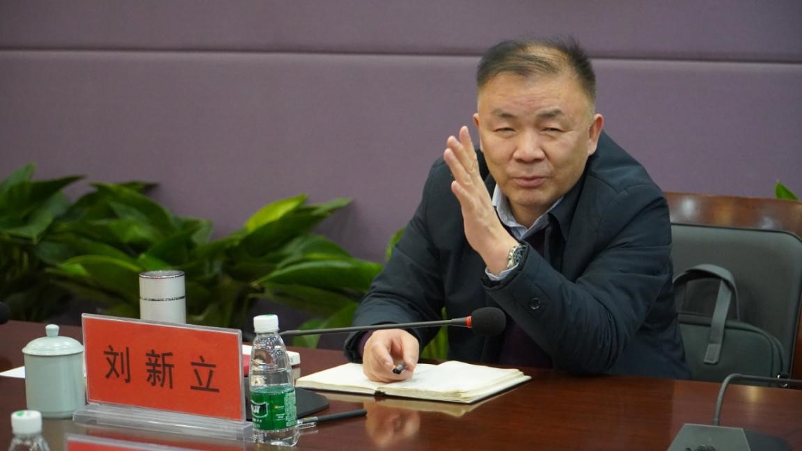 郑州市高校维稳安保工作考核组来我们检查指导工作 郑州市高校维稳安保工作考核组来我们检查指导工作
