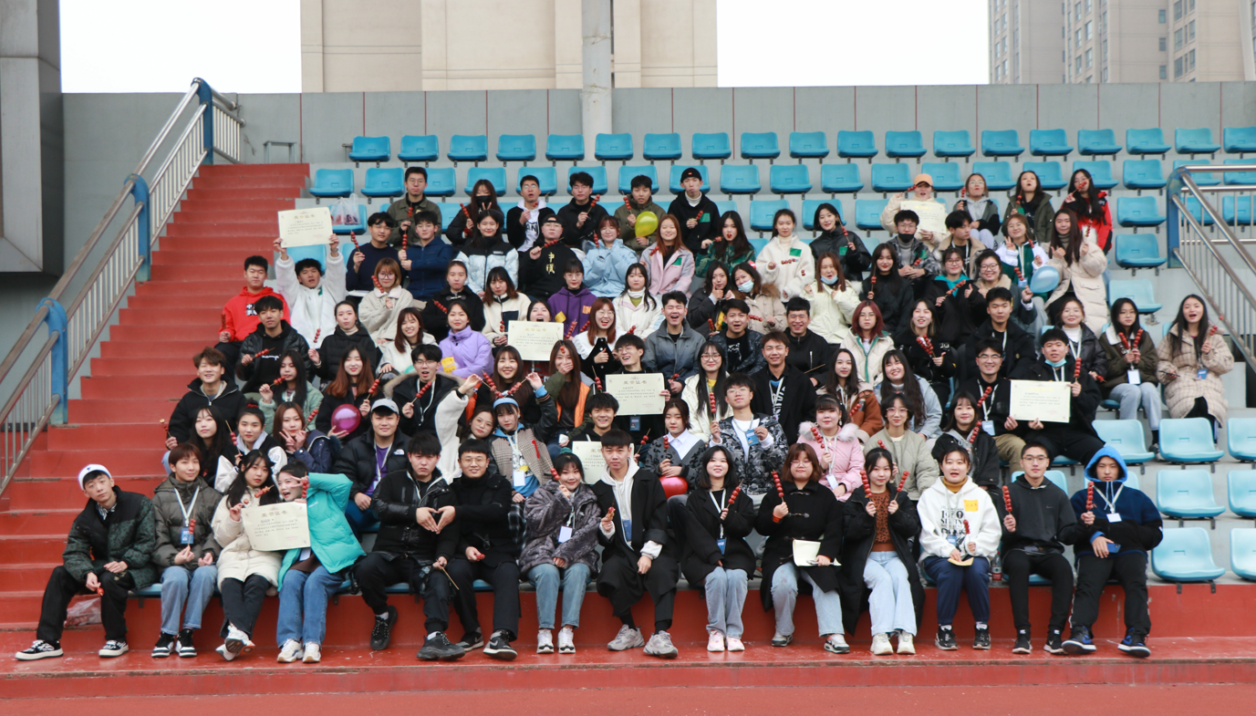 凝心聚力 继往开来——团委组织新一届学生干部室外综合素质拓展活动 凝心聚力 继往开来——团委组织新一届学生干部室外综合素质拓展活动