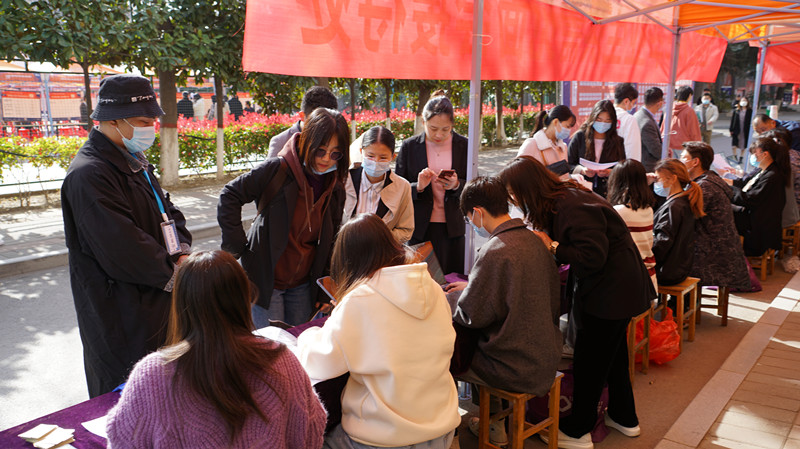 我们举办2021年毕业生供需见面会 我们举办2021年毕业生供需见面会