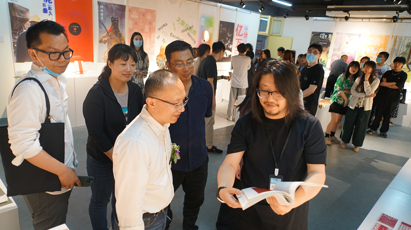 我们2021届毕业生作品展开幕 我们2021届毕业生作品展开幕