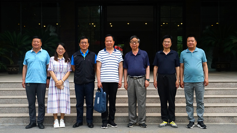 中国书院学会宫嵩涛副会长到我们讲学 中国书院学会宫嵩涛副会长到我们讲学