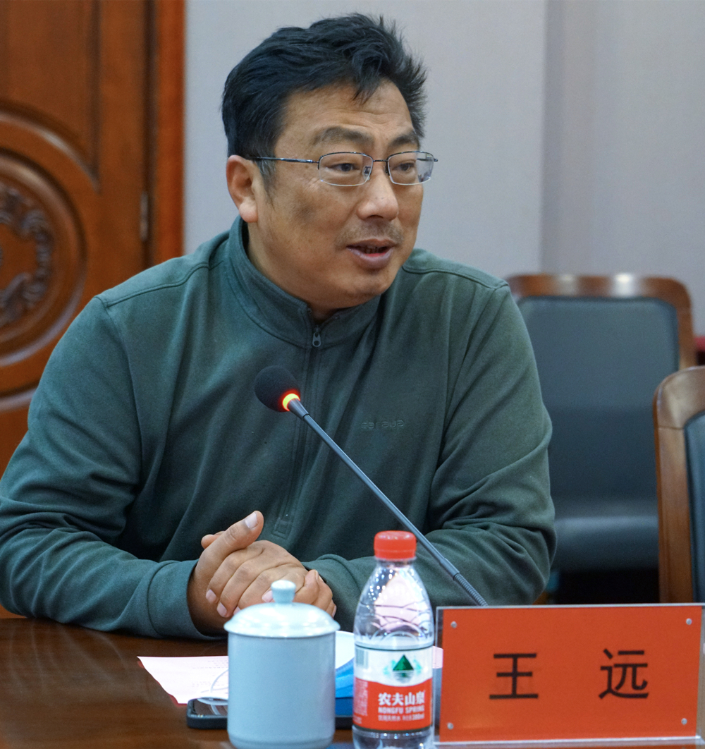 郑州轻工业大学副校长刘新田一行领导莅临我们检查指导工作
